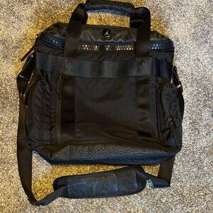 Jordan collectors series Men’s messenger bag with Removable Shoulder Strap